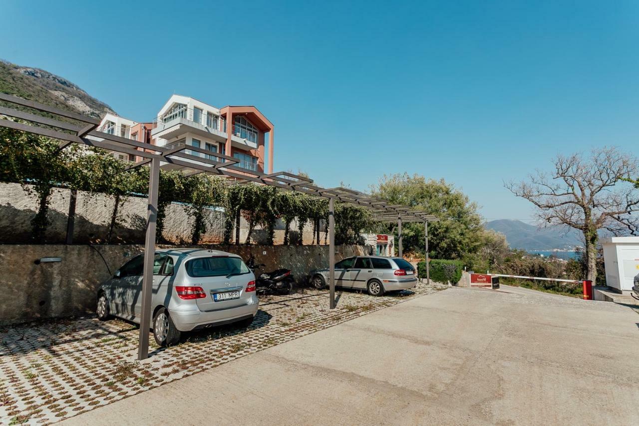 Acacia Hill A3 Apartment Thenovici Luaran gambar