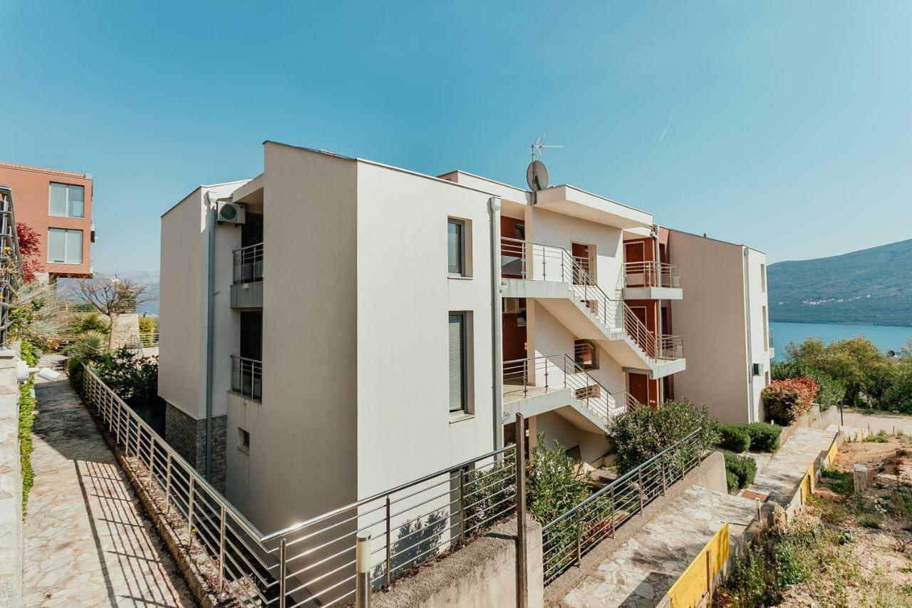 Acacia Hill A3 Apartment Thenovici Luaran gambar