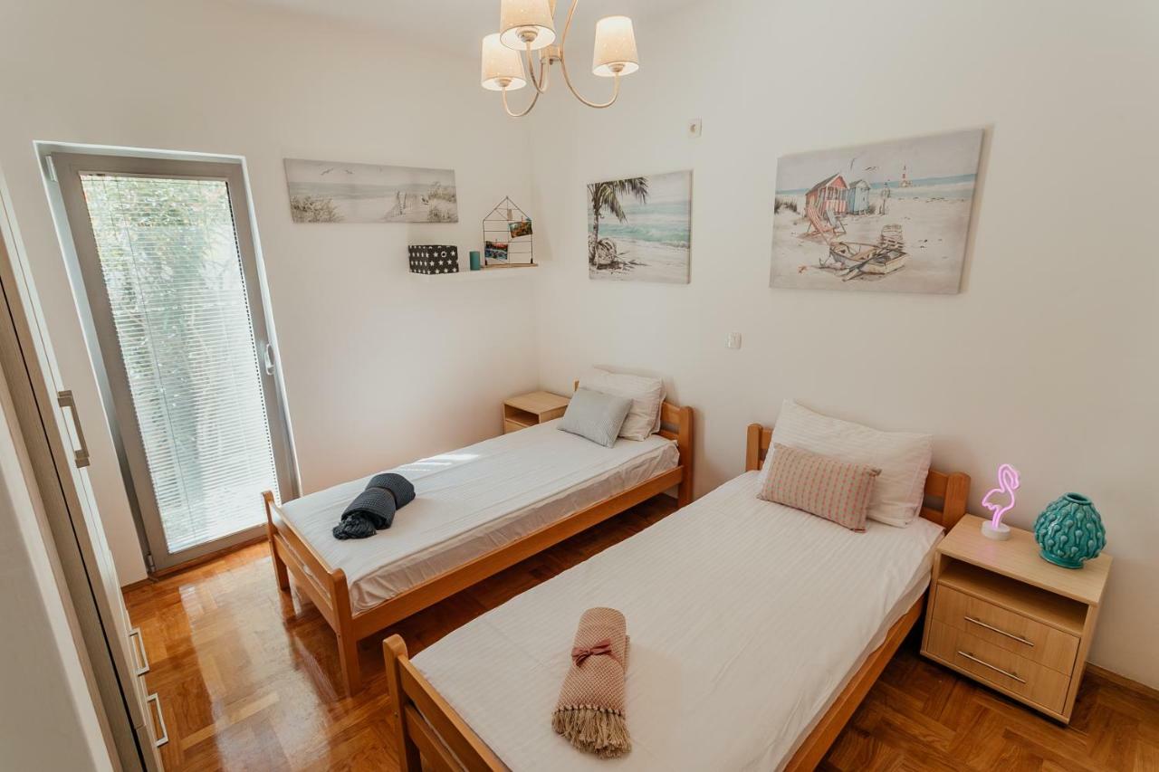 Acacia Hill A3 Apartment Thenovici Luaran gambar